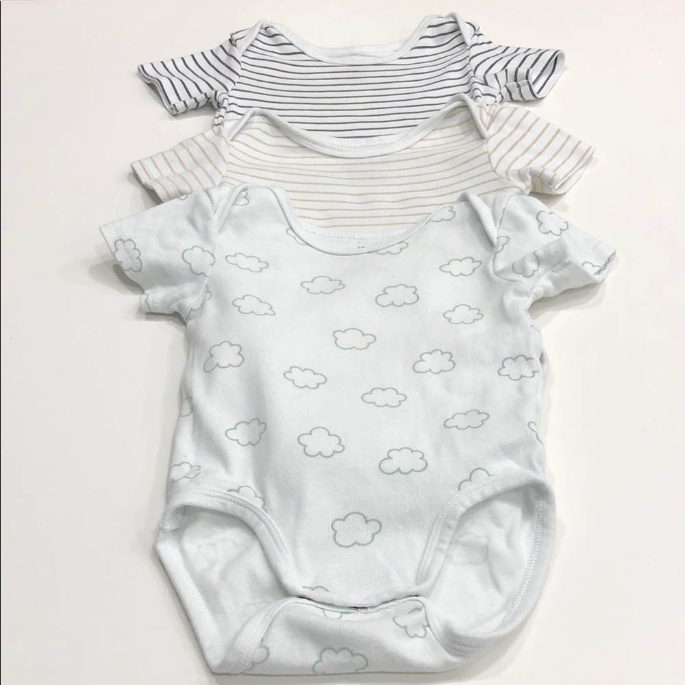 H&M – Bundle of 3 Short Sleeve Bodysuits | Size 6–9 Months | 100% Cotton